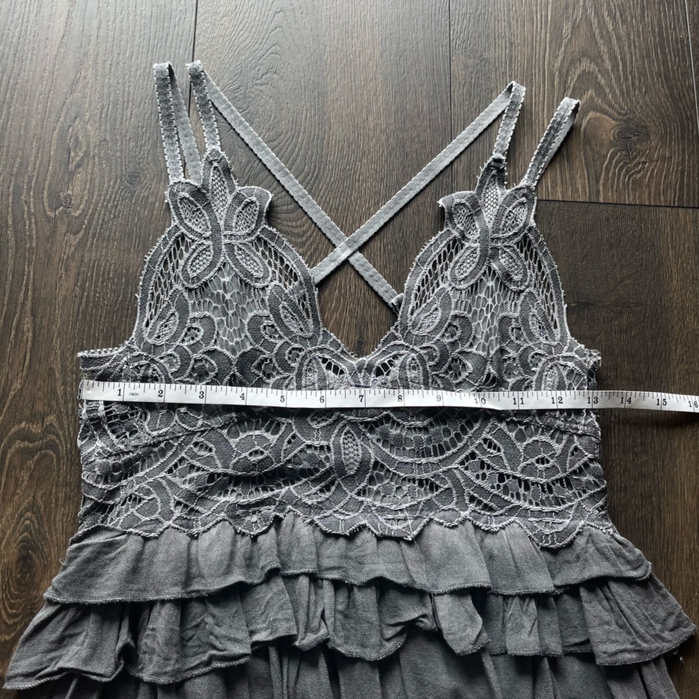 POL Lace Ruffle Tank Top - Picture 4 of 8